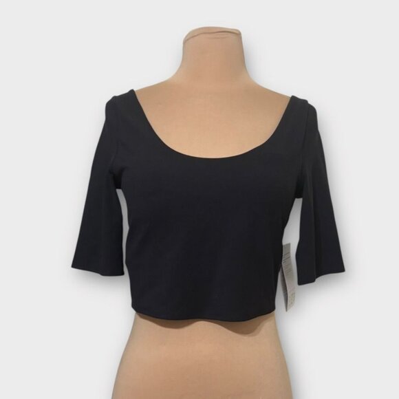 NWT Athleta Exhilarate Crop Top M Black Cropped Tee Top Active NEW A-C - Picture 5 of 8